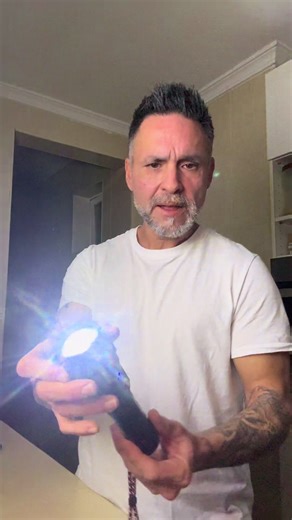 Linterna recargable, 1 set de linterna LED de alto lúmenes con 5 modos de velocidad, linterna súper brillante con funda, linterna de mano potente para emergencias, camping y senderismo