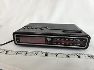 Retro Alarm Clock - GE Model 7-461B FM/AM Digital Clock Radio - Tested & Works Great! - Etsy