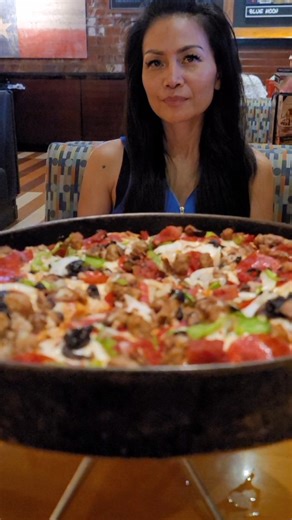 Jamie Tran on Instagram: "Date night with my love at BJ's restaurant. Can't get enough of their deep dish pizza! Their buttery crust, fresh toppings and adding some spice with their crushed hot peppers makes me go crazy! Ending the meal with their world famous Pizookie put a smile from ear to ear! #bjsrestaurant #deepdishpizza #datenight"