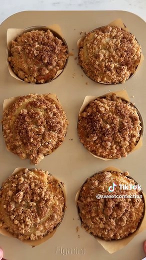 Soft Banana Coffee Cake Muffins Recipe
