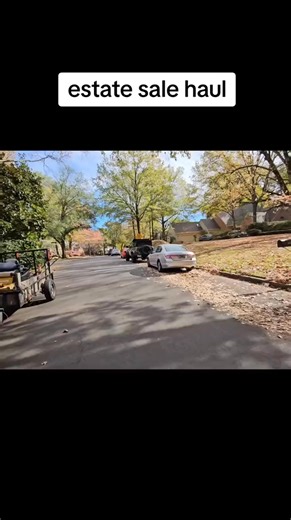 estate sale haul #haul #shoppinghaul #homedecor #estatesale | Thrift with Lucky | Facebook