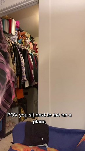 POV im the worst person on any United flight | plane