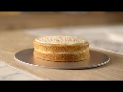 Victoria Sponge Cake by Jane Asher