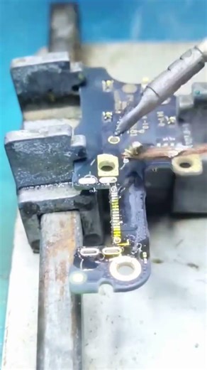type c pin kaise lagaye problm solved #mobilelover #trendingshorts #problem