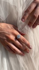 More sparkle? Yes please! ✨ If you’re drawn to halo designs, you’ll love a double halo. That extra ring of diamonds makes your center stone look even bigger. Ring Details: Diamond Halo Ring 2.16CT Centre Stone 18K White Gold Double Halo Diamond Ring 1.01CT Centre Stone 18K White Gold #DoubleHalo #HaloDesign #MaximumSparkle #EngagementRingTrends #DiamondHalo #ExtraSparkle #SunshineCoastJewellers #McLeanAndCo | McLean & Co Jewellers