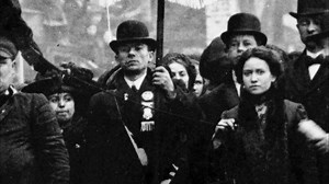 On April 5, 1911, 400,000 people lined the sidewalks of New York City to pay tribute to the unidentified victims of the Triangle Shirtwaist Factory fire. | American Experience | PBS
