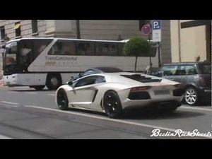 Lamborghini AVENTADOR LP700-4 Start up + Accelerating in Munich!