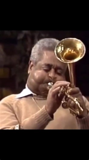 In 1984, jazz legend Dizzy Gillespie on the set of Sesame Street #music #dizzygillespie