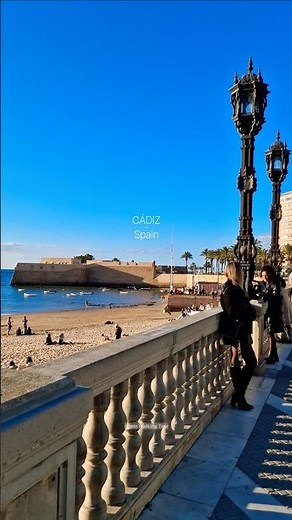 Walk through the Most Beautiful City in Andalucía, Spain 💙 CÁDIZ 🇪🇦 #travel #citytour #walk