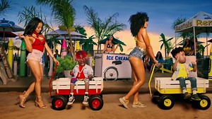 20K views · 49 reactions | NY KONCERT: KYLE i Pumpehuset 19. oktober Den 23-årige Californien-rapper KYLE pumper huset fuld af gode hiphop vibes til debutshow 19. oktober. Billetsalget starter på onsdag 21.6 kl. 10.00 via livenation.dk. Tilmeld dig eventet her og læs mere: https://www.facebook.com/events/1304822942967844/?fref=ts | Live Nation Denmark | Facebook