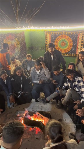 Apna College on Instagram: "Dost aur Pahad📸 . . #collegevibzz7 #collegevibzz #trending #viral #instagram #b7boys #memes😂 #kuhi #collegelife #explorepage #viralinstagram #bornfire #collegetour #collegedays #titans7 #ssdip #ssdipofficial"