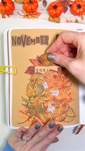 laura t ✿ on Instagram: "can’t believe i’m already setting up my november review spread 😮🍂 cut out a bunch of leaves from a paper napkin + glued them on top of a coin envelope! decided at the last minute to add some cats hiding in the leaf pile 🥹 i always like to include a little page to reflect on my goals + summarize my habit/mood trackers! have you ever jumped in a pile of fall leaves? i’ve spent most of my life in FL and AZ, so not many opportunities 😂 . . . . . #memorykeeping #journalin