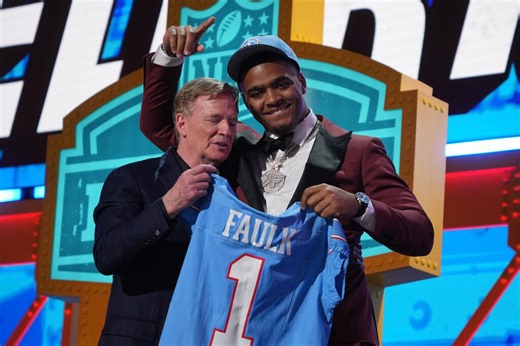 Titans choose Auburn defensive lineman Keldric Faulk in 1st round of NFL draft