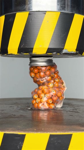 Hydraulic press vs Flask with Acrylic beads #asmr #experiment #crunchy