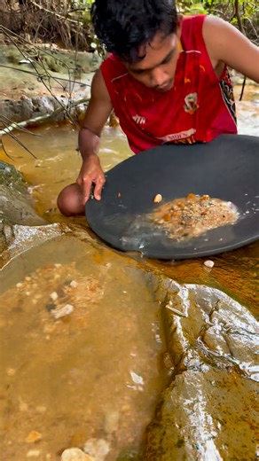 54K views · 198 reactions | Wow amazing  gold prospecting process | traditional gold extraction process | super material containing gold | $1500 gold nugget in bedrock crevice ‼️⛏️ amazing #puregold #goldmining #goldhunter #goldprocessing #goldextraction #goldminer #golddigging #goldhunting #goldmining #goldriver #goldhunter #goldrush #river #lookingforgold #goldprospecting #golddiscovery #newrecord #goldnugget #puregold | Genta | Facebook