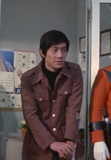 Return of Ultraman S01:E01 - All Monsters Attack