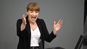 Parteitag Die Linke: Interview mit Heidi Reichinnek