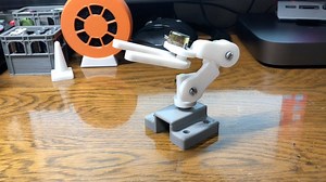 東京バード | CADで描いたものが想定通り動いてくれた時が一番楽しいね😘 . . . #fusion360 #robotarm #arduino #esp32 #arduinofun #arduinoide #arduinolove #arduinoprojects... | Instagram