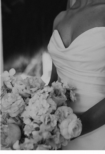 Sophia | Wedding Photographer on TikTok