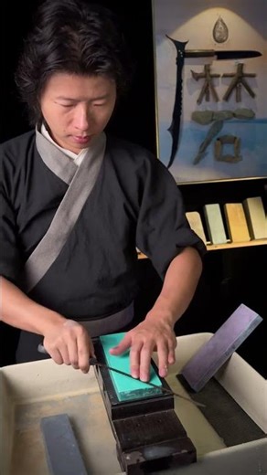 Satisfying Knife Sharpening Sounds