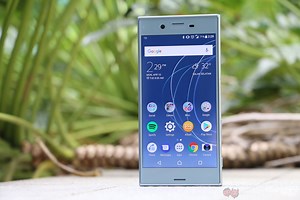 Sony Xperia XZs Review: One-Trick Pony