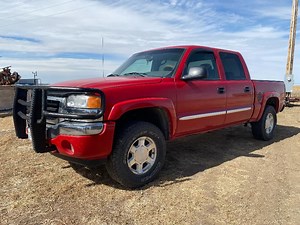 2005 GMC Sierra 1500 SLE Z71 Off Road 4x4 Crew Cab Pickup | Transportation