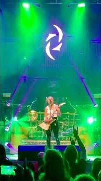 I Miss the Misery, Halestorm, Ulster Hall, Belfast, Northern Ireland, March 5, 2022