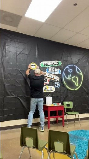 Decorate your Classrooms for VBS