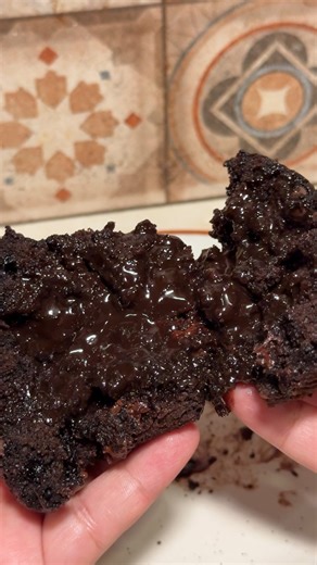 Ananya Agrawal | These triple chocolate muffins are insanely soft, rich, and so easy to make — no mixer, no fuss 🍫 They’re café-style, have the perfect... | Instagram