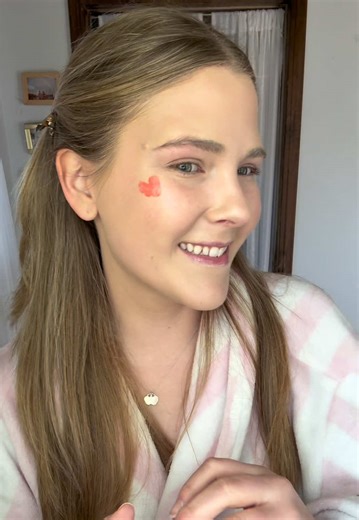 Discover the CC Cream Makeup Hack for Visually Impaired Users