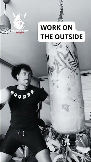 Inside vs Outside Boxing – Which Style Wins 🥊