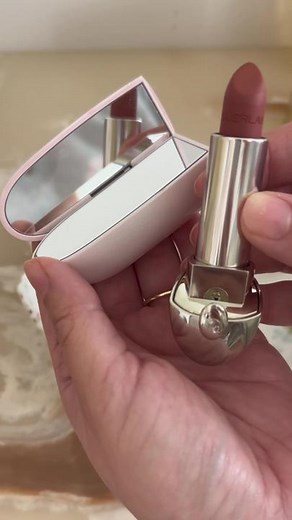 Guerlain Pink Lipstick Swatch by Jessica Lidia