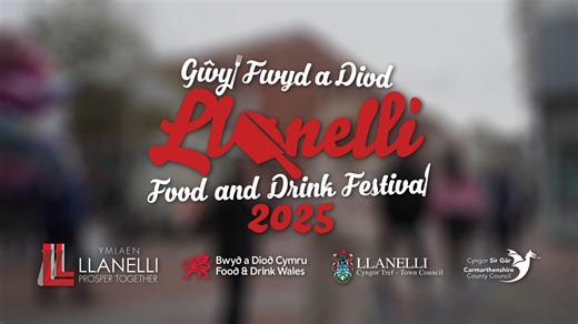 What a day! 🤤🤯 Thank you to everyone that came along to Llanelli Food and Drink Festival 2025 last Saturday – from our traders, event partners, stage acts, volunteers, and YOU, the public, we're incredibly grateful for all the support at this one 🫶 We'll see you at our final event of the year, Llanelli Christmas Parade 2025, on Saturday 6th December (no storms this time please! 😅🤞) | Ymlaen Llanelli