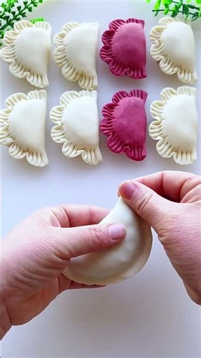 Flower-Shaped Dumplings 🌸 Easy Wrapping Guide #chinesefood #food