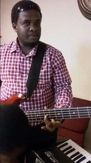 How to play kompa on bass