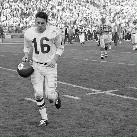 Legendary Kansas City Chiefs quarterback and Kansas City broadcaster Len Dawson passed away at 87 today. For decades, Dawson was the cornerstone of Kansas City's favorite football team, leading the Chiefs to the team's first Super Bowl in 1967 and the first Super Bowl win in 1970. | KMBC 9