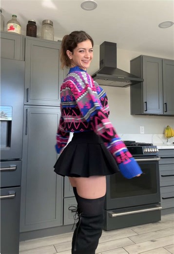 Ruby💕 (@call_me_ruby___)’s videos with Don't Do Me Like That - Tom Petty And The Heartbreakers