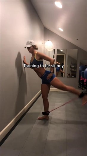 1.3K views | In my strong girl era forever. Strong _ skinny. My team of over 6,000 ladies starts a new strength series on monday 36, come get strong, fast, and lean with us! #fitnessmotivation #fitnesstips #fitne | Amelia Rodriguez | Facebook