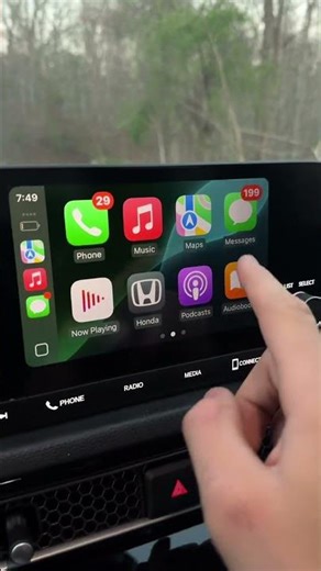 Does the NEW 2027 wireless CarPlay adapter work on a Honda civic?? #carplay #cargadgets