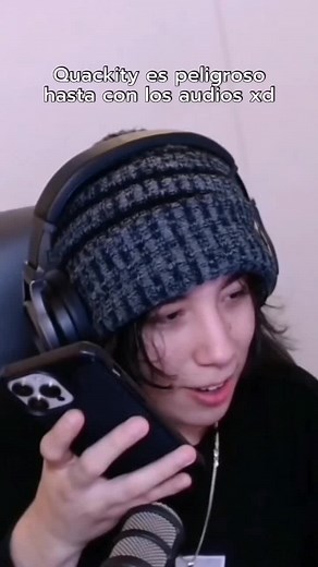 Quackity Audio Messages Reaction | Carre Steps In