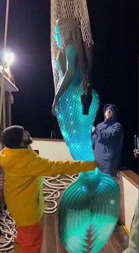 WE CAUGHT A MERMAID?! (Night Ocean Footage)