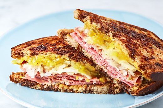 How To Make A Corned Beef Sandwich Better Than Your Favorite Deli