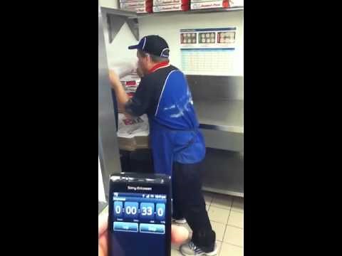 New Domino’s Pizza Box Folding Record