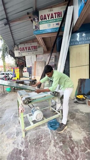 गायत्री GAYATRI Glass Kalewadi Pimpri Chinchwad #woodenalmari #carpentry #reel #Viral #home