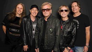 Canadian rockers Honeymoon Suite delight on their new album 'Alive'