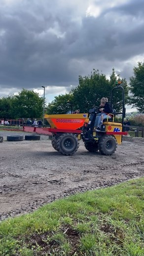 8.7K views · 375 reactions | We love the mini diggers 梁梁 SO TINY #diggers #diggerland #minidigger #excavation #fyp #kent #durham #devon #yorkshire | Diggerland | Facebook