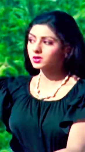 bichchoo lad gaya ♥️🤍🧡 #inquilab #sridevi #amitabhbachchan #kishorekumar #ashabhosle ##shortvideos