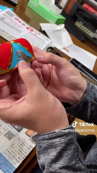 沖縄の伝統工芸・花笠作りを体験しよう