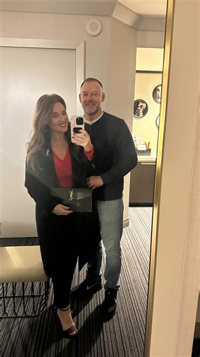 AMBER ASHLEIGH on Instagram: "Come with us to Vegas to celebrate our belated 20 year anniversary 🎉 ❤️ . #vegas #lasvegas #thesphere #whattodoinvegas #mentalist @shinlimmagic @vegasmentalist @spherevegas"