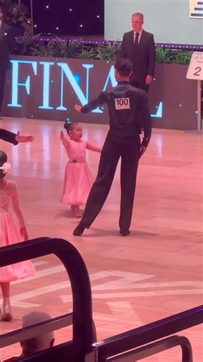 Dance family😍BabyAthena dancing quicksteps with professional Mr.Umario💃#itsbabyathena#quickstep